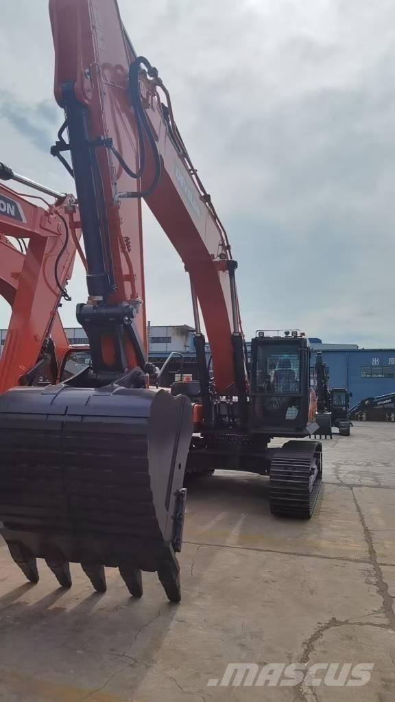 Develon DX 360LCA-7B Гусеничні екскаватори