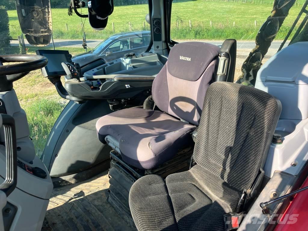 Valtra N134 DIRECT Трактори