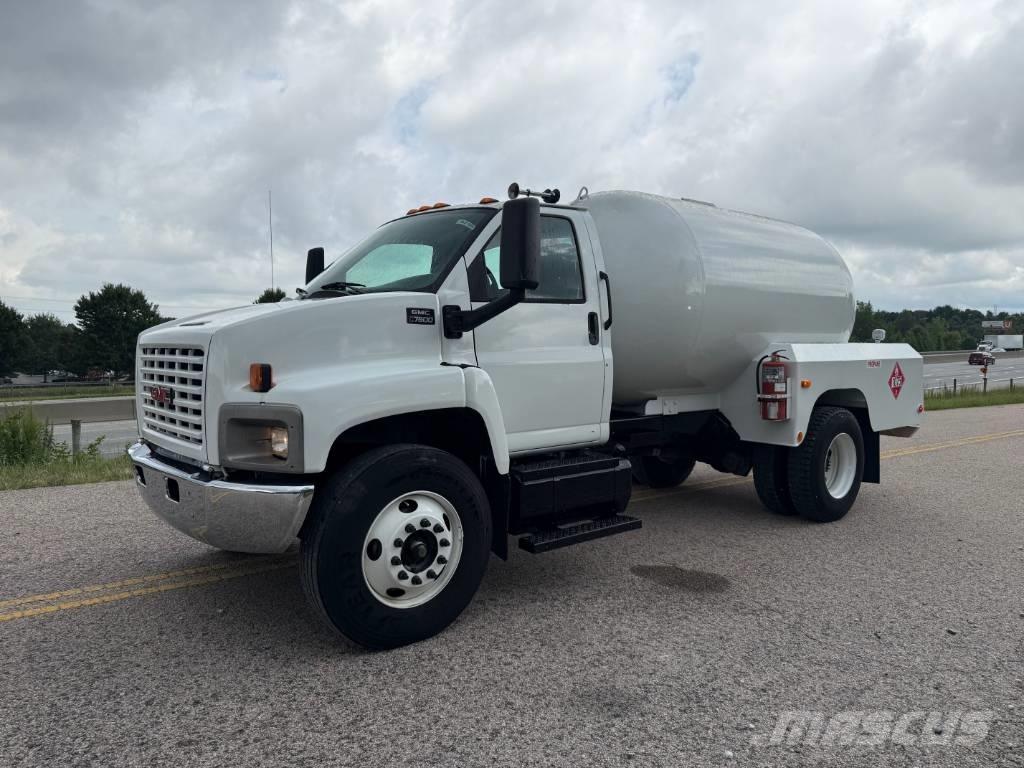 GMC C7500 Вантажівки-цистерни