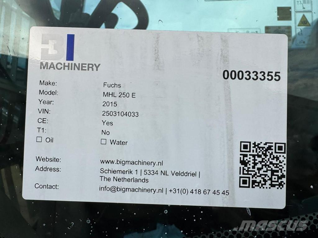 Fuchs MHL 250 Перевантажувачі металобрухту/промислові навантажувачі