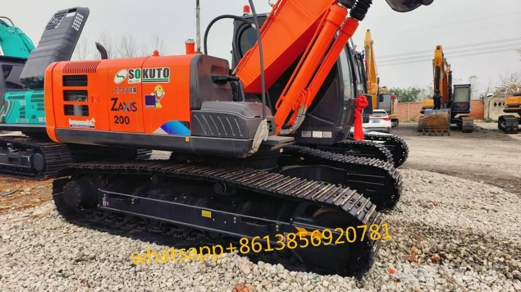 Hitachi ZX 200 Гусеничні екскаватори