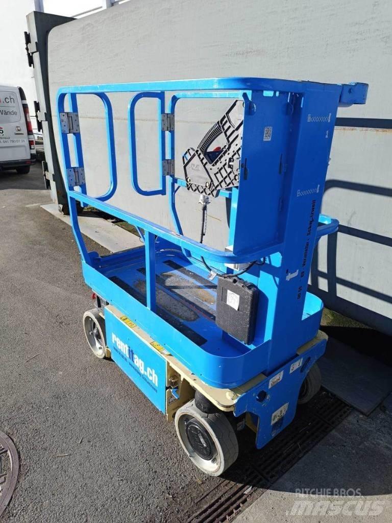JLG 1230 ES Вертикальні щоглові підйомники