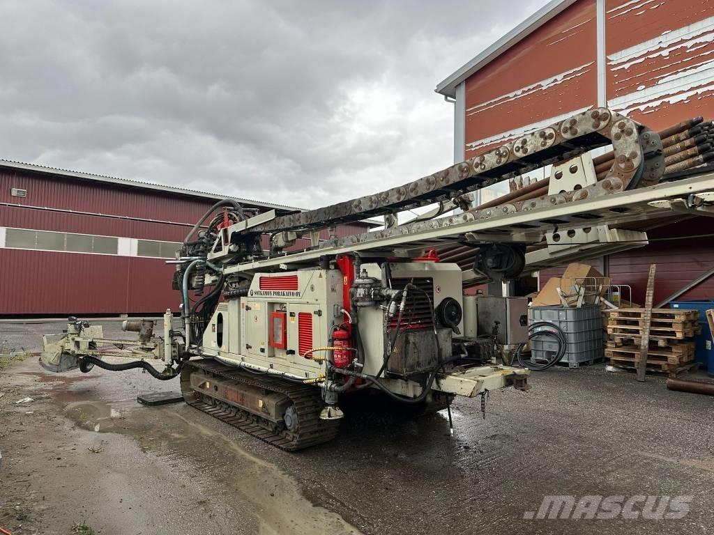 Comacchio MC 900 P Установки для буріння свердловин