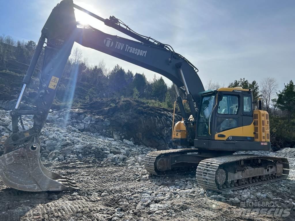 Volvo ECR235DL Гусеничні екскаватори
