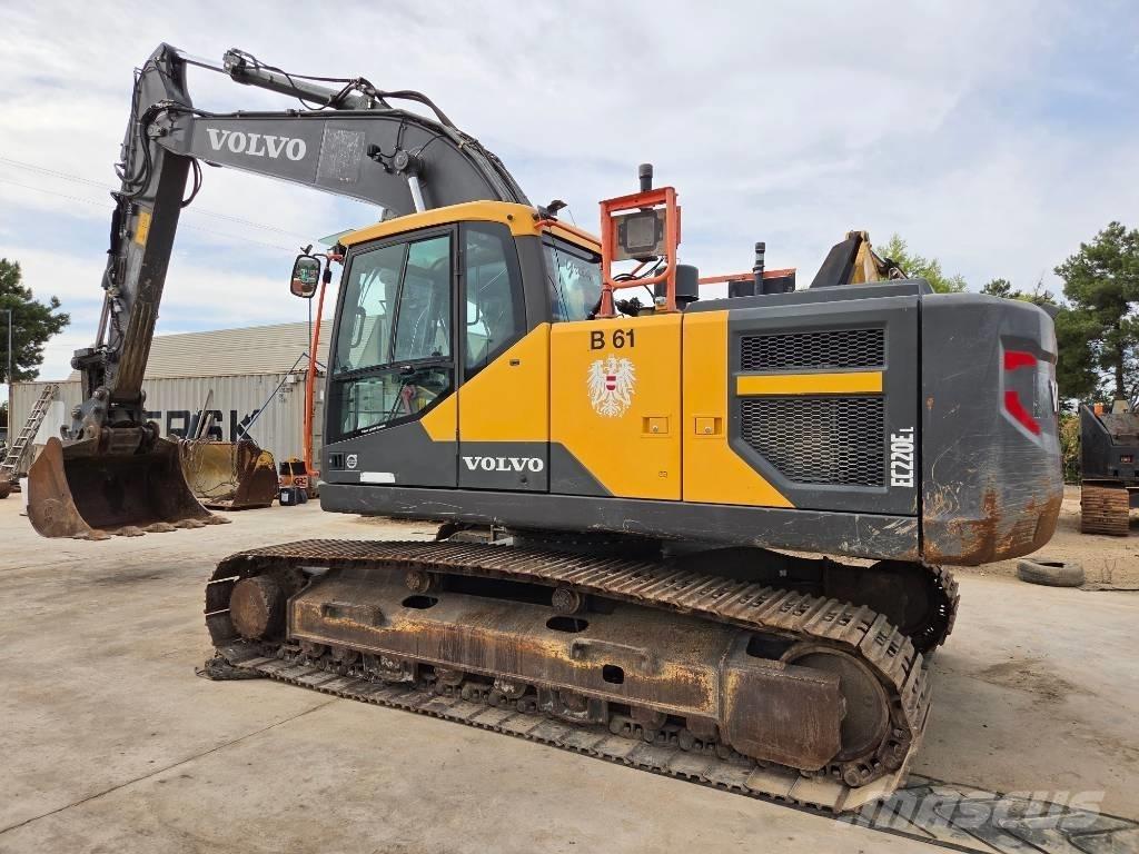 Volvo EC 220 E Гусеничні екскаватори