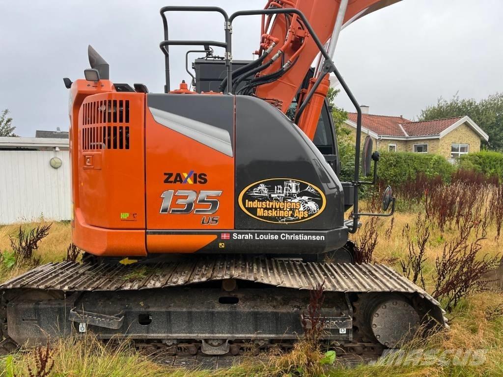 Hitachi ZX 135 US-7 Гусеничні екскаватори