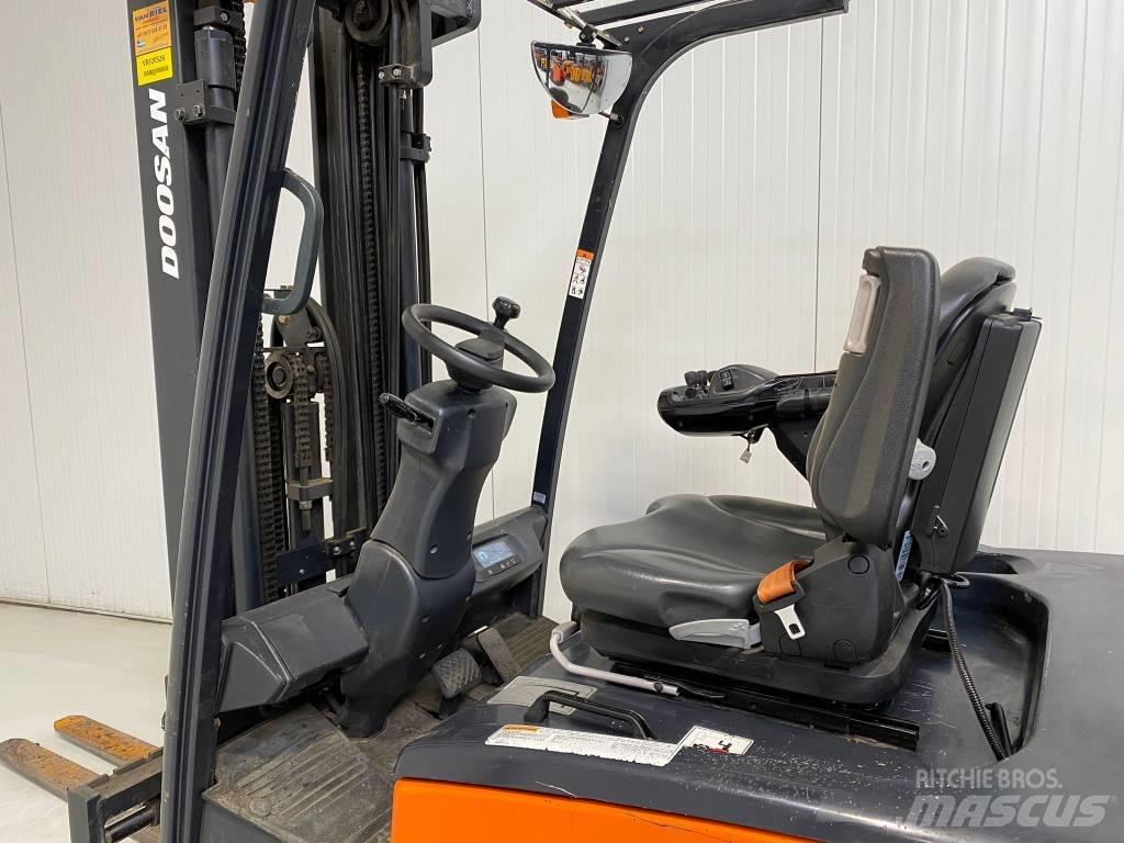 Doosan B20TL-7 Електронавантажувачі