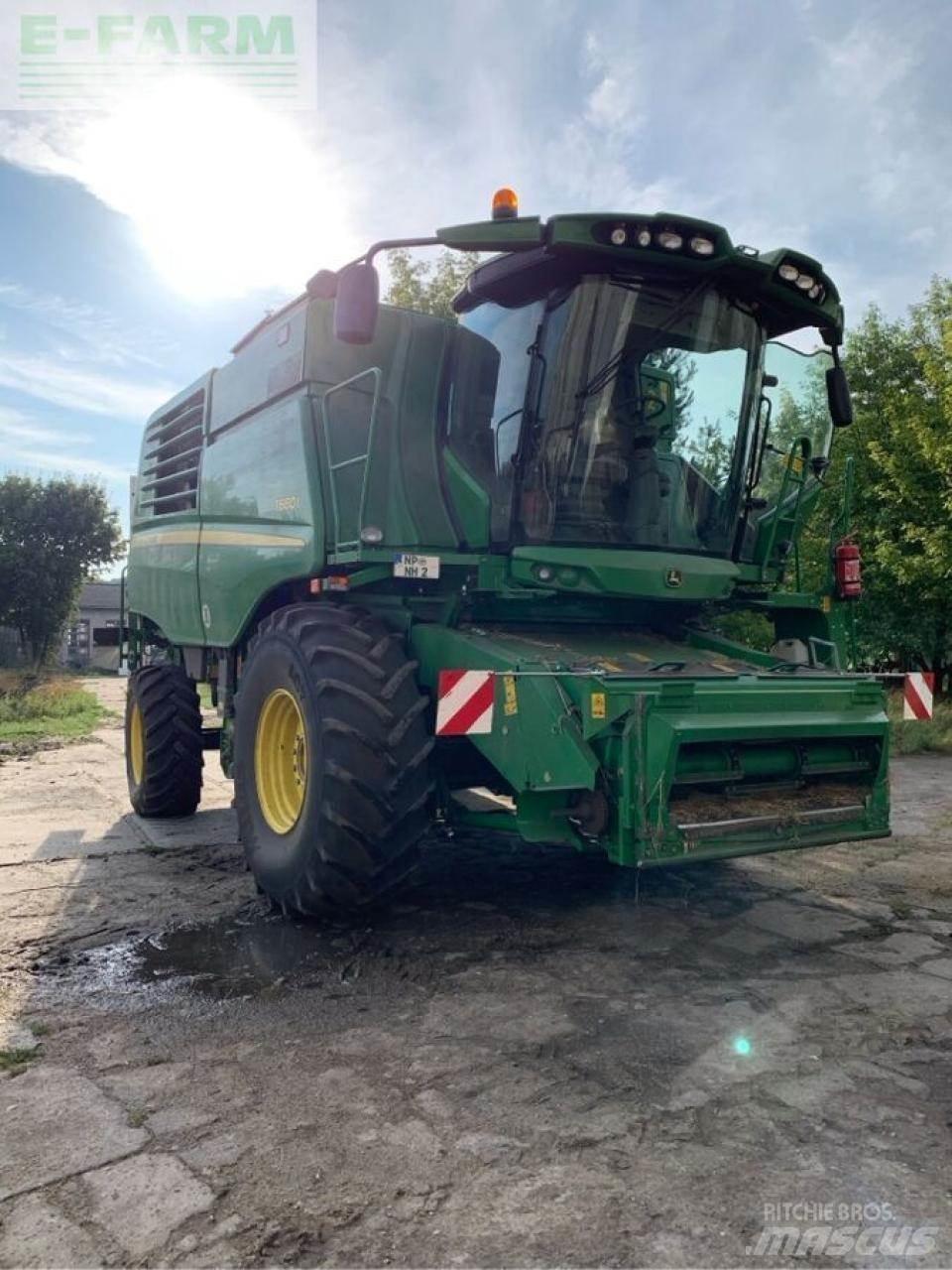 John Deere t660 Зернозбиральні комбайни