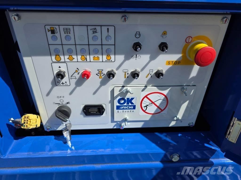 Aichi SR12 CSM Телескопічні підйомники