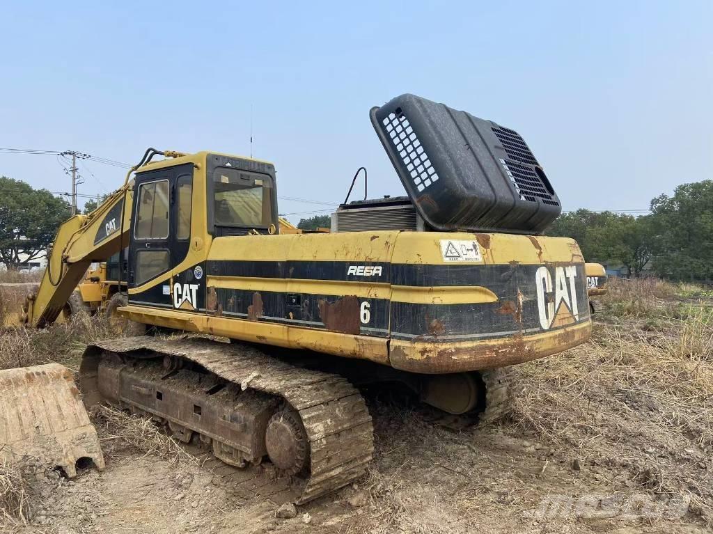 CAT 330 B L Гусеничні екскаватори