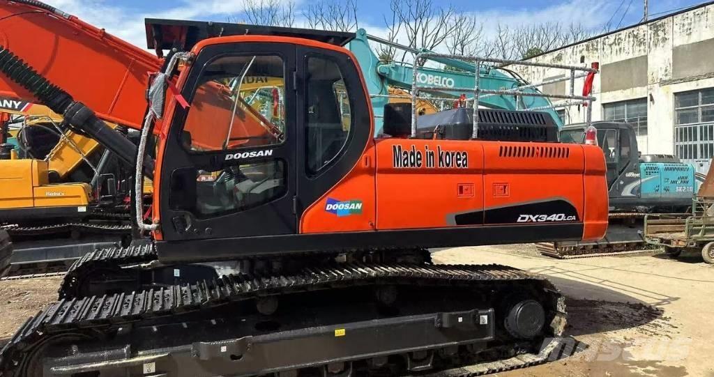 Doosan DX340 Гусеничні екскаватори