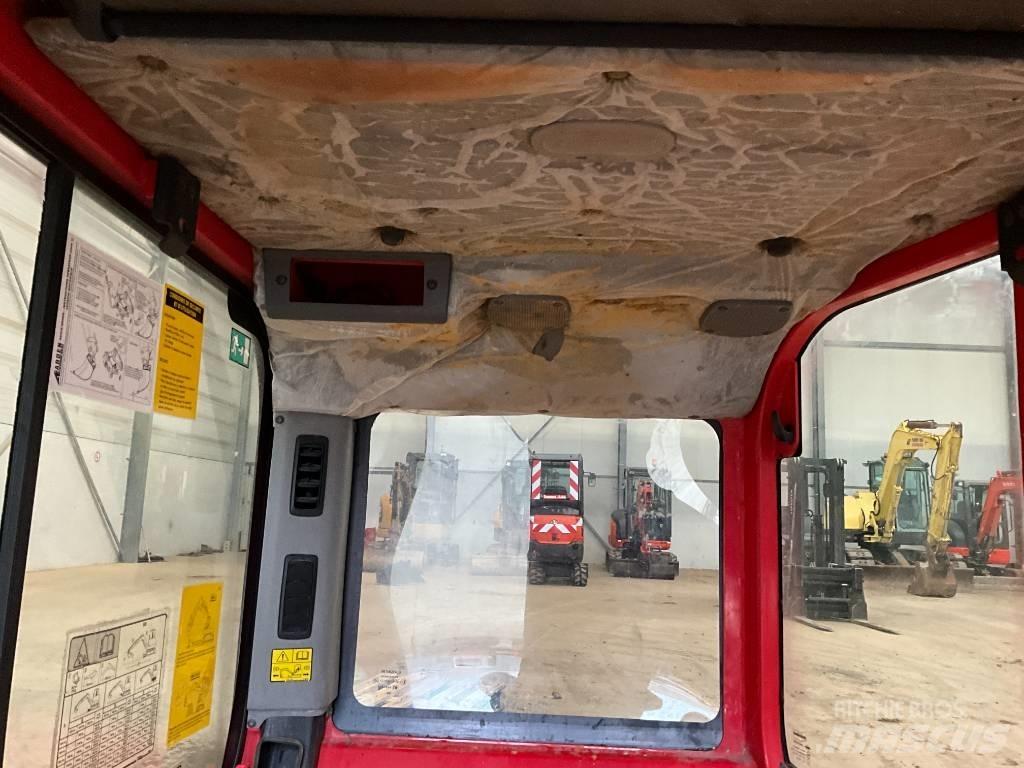 Bobcat E 80 Кабіна