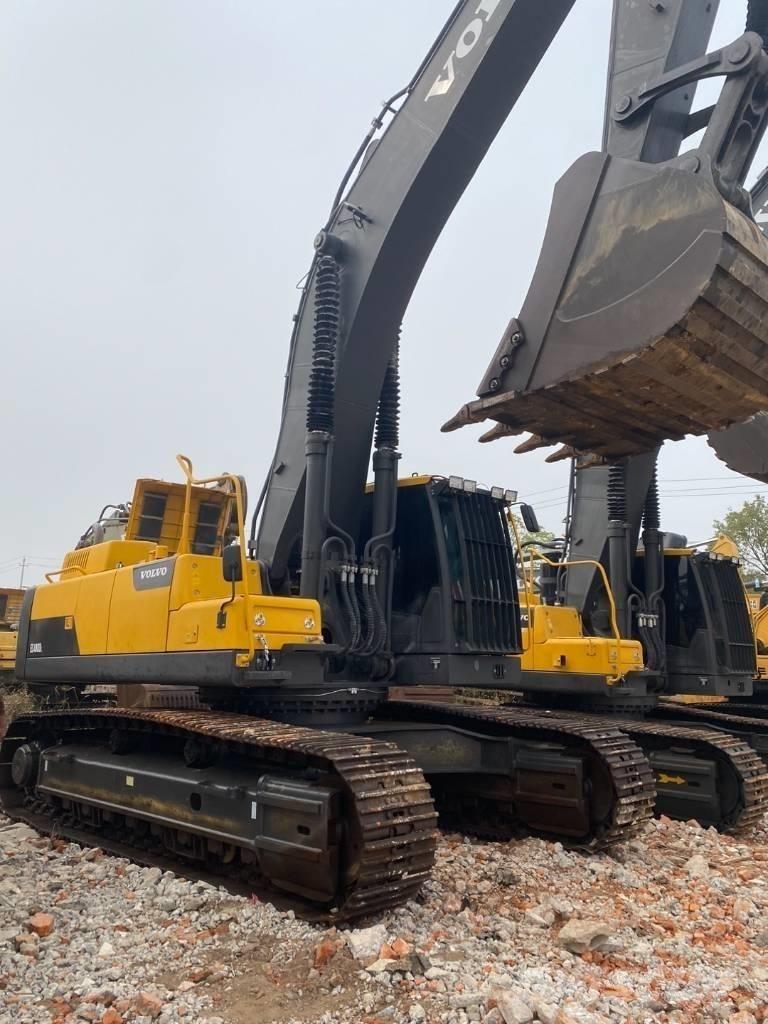 Volvo 480D Гусеничні екскаватори