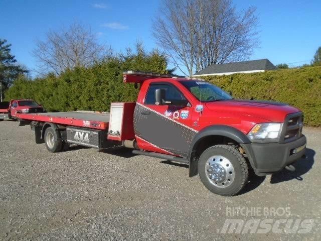 Dodge Ram 5500 Евакуатори