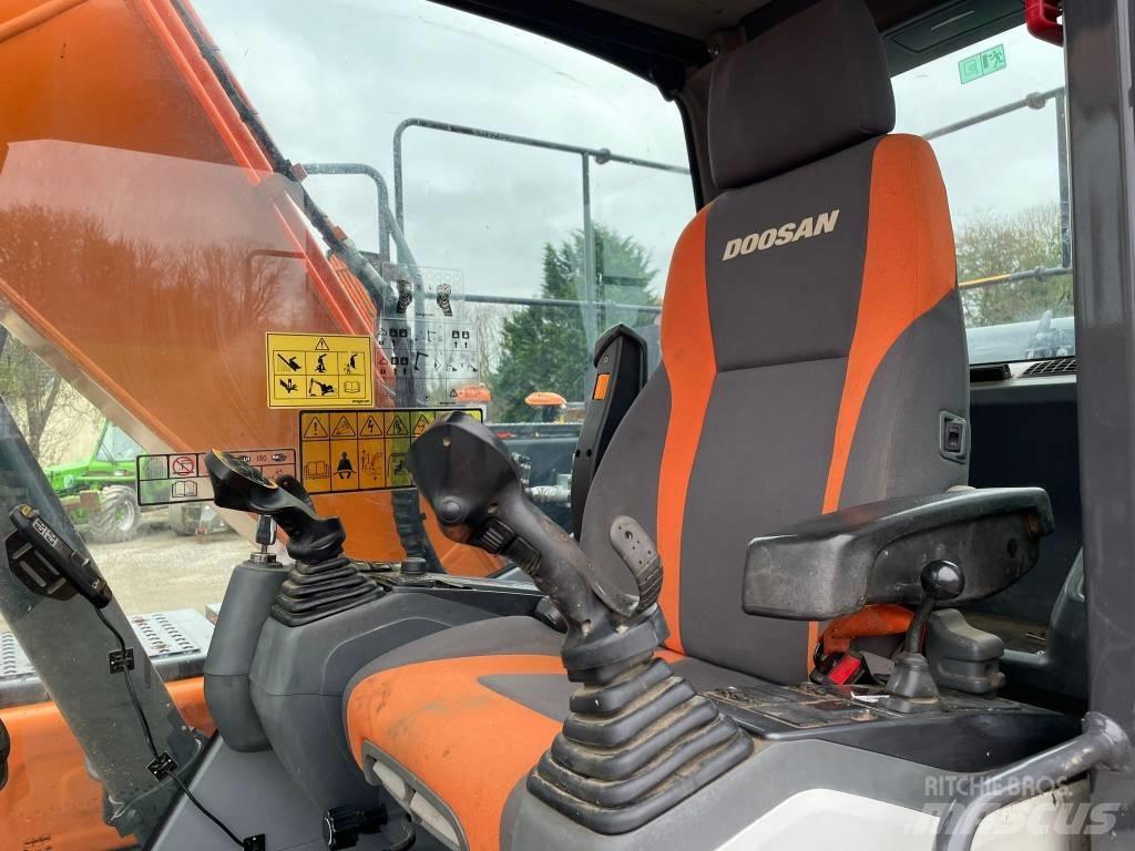 Doosan DX140LC-5 Гусеничні екскаватори
