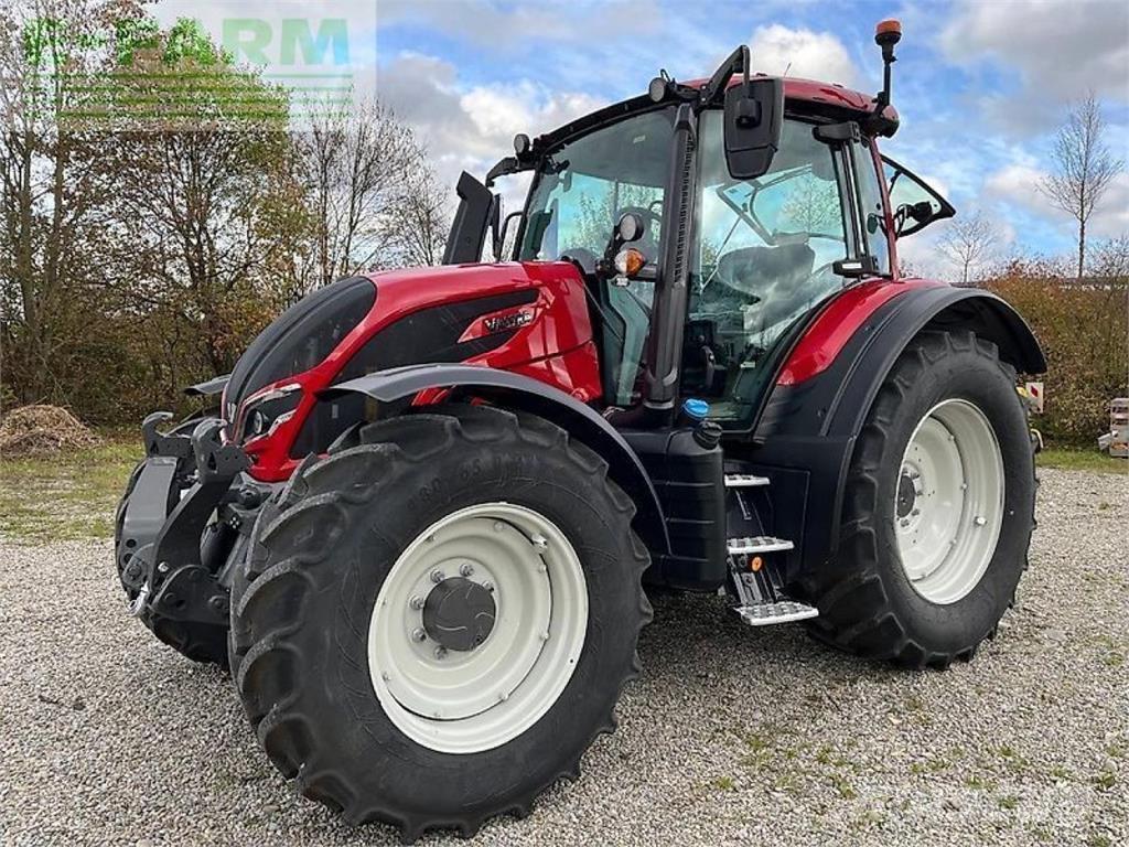Valtra n155e aktiv Трактори