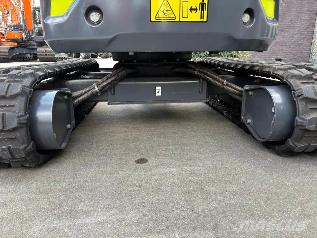 Develon DX20ZE Міні-екскаватори < 7т