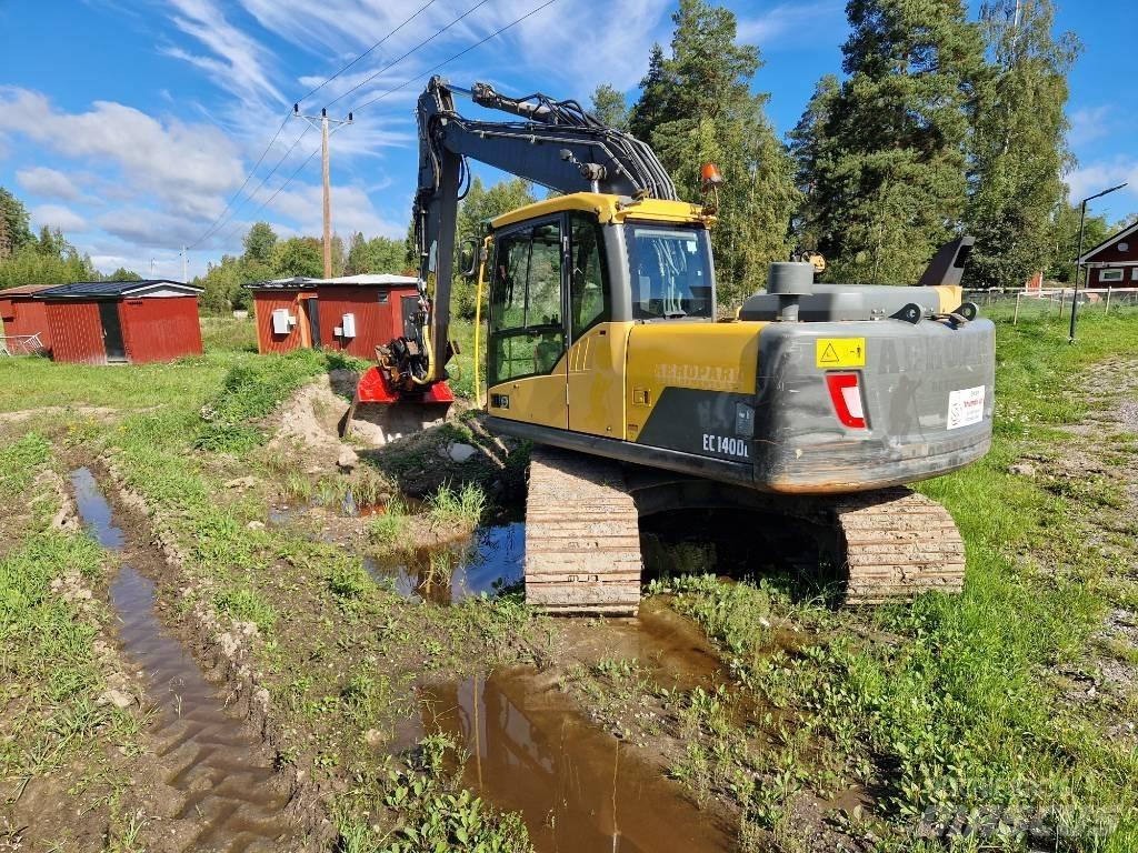 Volvo EC140DL Гусеничні екскаватори