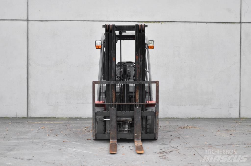 Manitou MI 30 D Дизельні навантажувачі