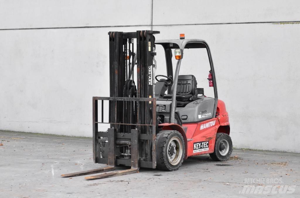 Manitou MI 30 D Дизельні навантажувачі