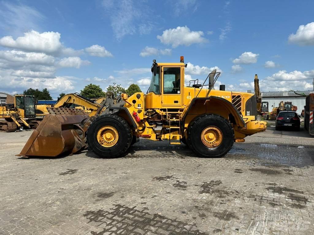 Volvo L180E Фронтальні навантажувачі