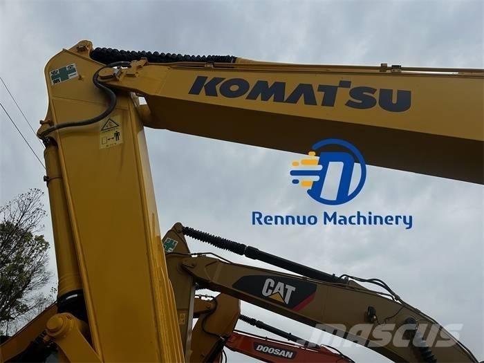 Komatsu PC 210-8 Гусеничні екскаватори