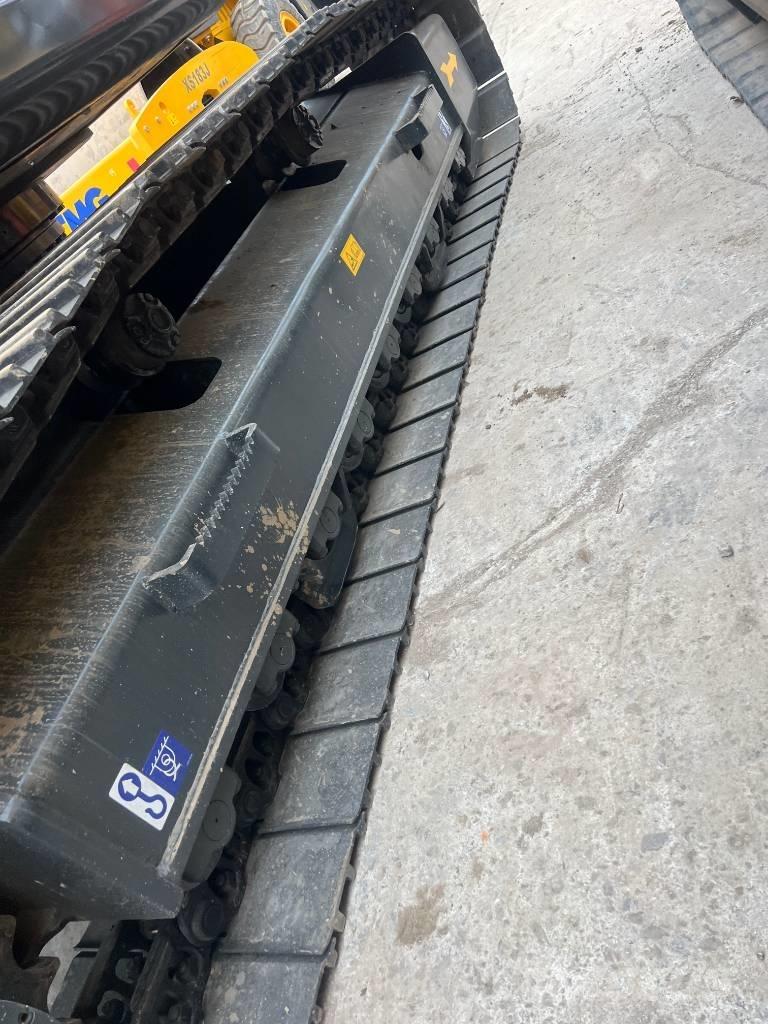 Hyundai HX 220 HD Гусеничні екскаватори