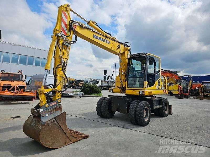 Komatsu PW 148-8 Колісні екскаватори