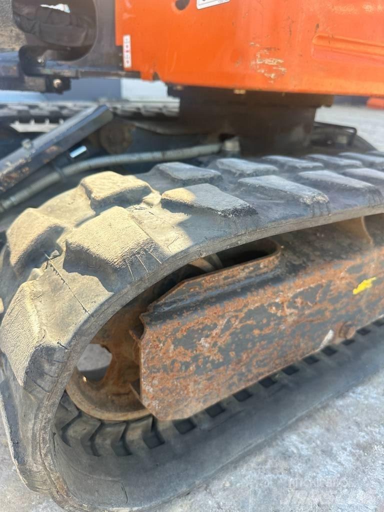 Hitachi ZX 19-6 Міні-екскаватори < 7т