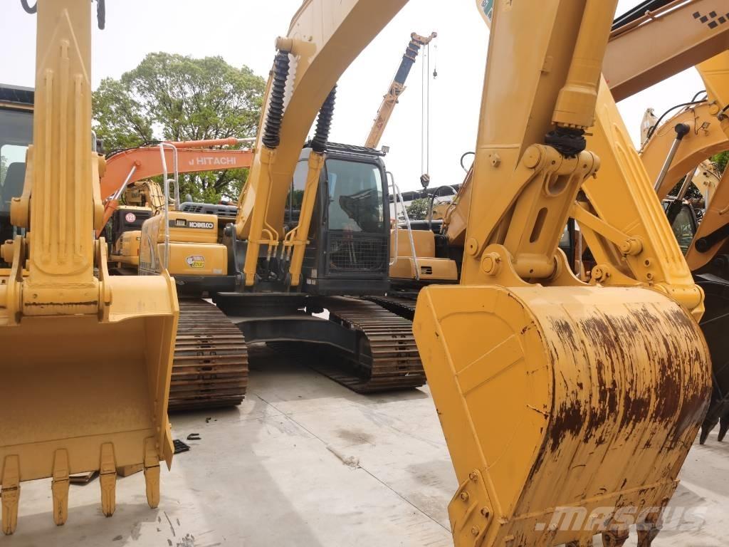 Kobelco SK 200-8 Гусеничні екскаватори
