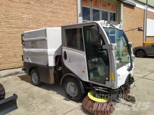 Bucher CC 2020 Підмітальні машини