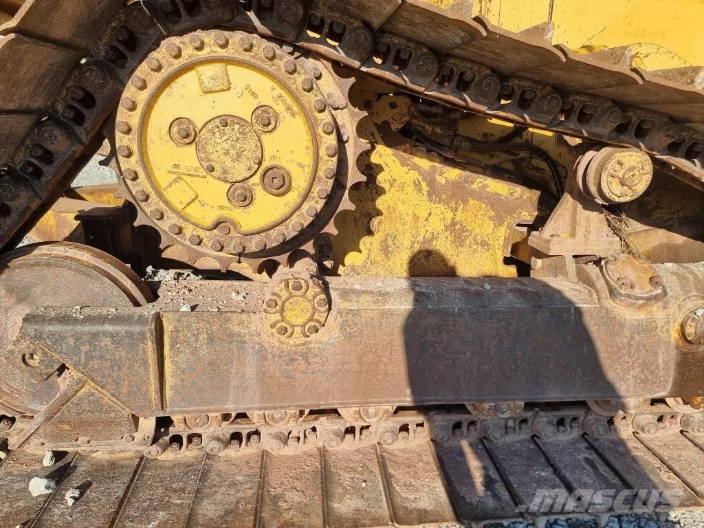 CAT D 4 H Гусеничні бульдозери