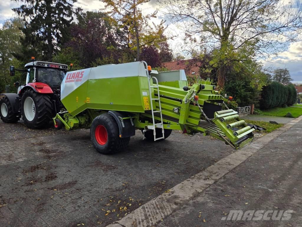 CLAAS Quandrant 2200 Тюкові прес-підбирачі