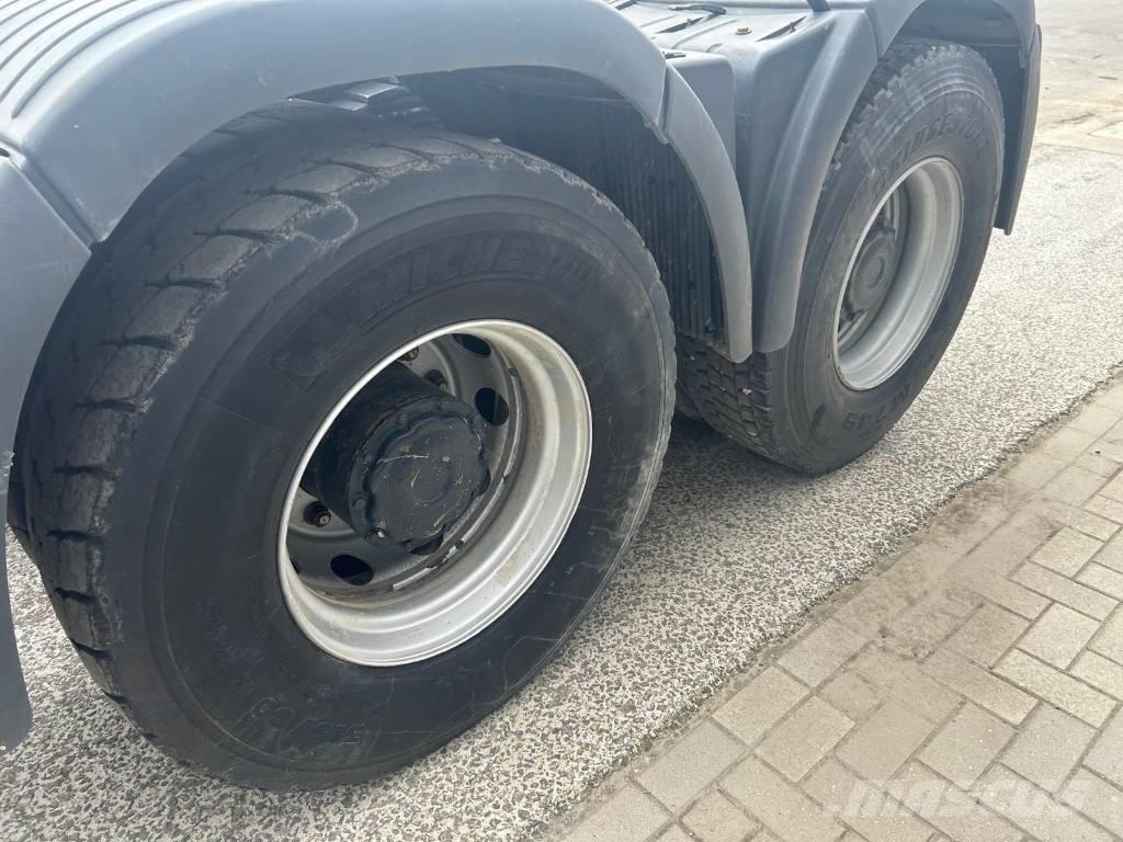 MAN TGA 33.460 FDS Тягачі