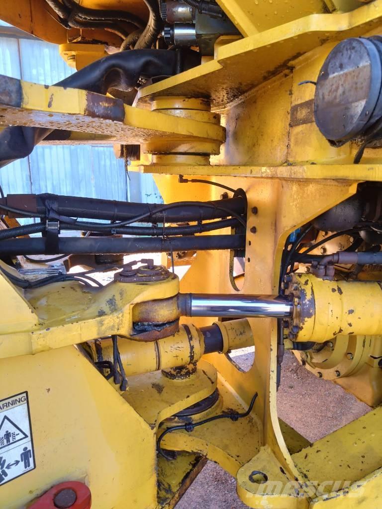Volvo L 180 E Фронтальні навантажувачі