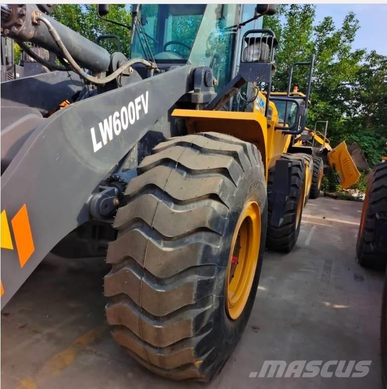 XCMG LW 600 FV Фронтальні навантажувачі