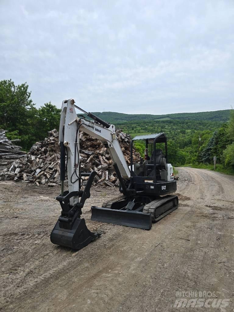 Bobcat E 42 Міні-екскаватори < 7т