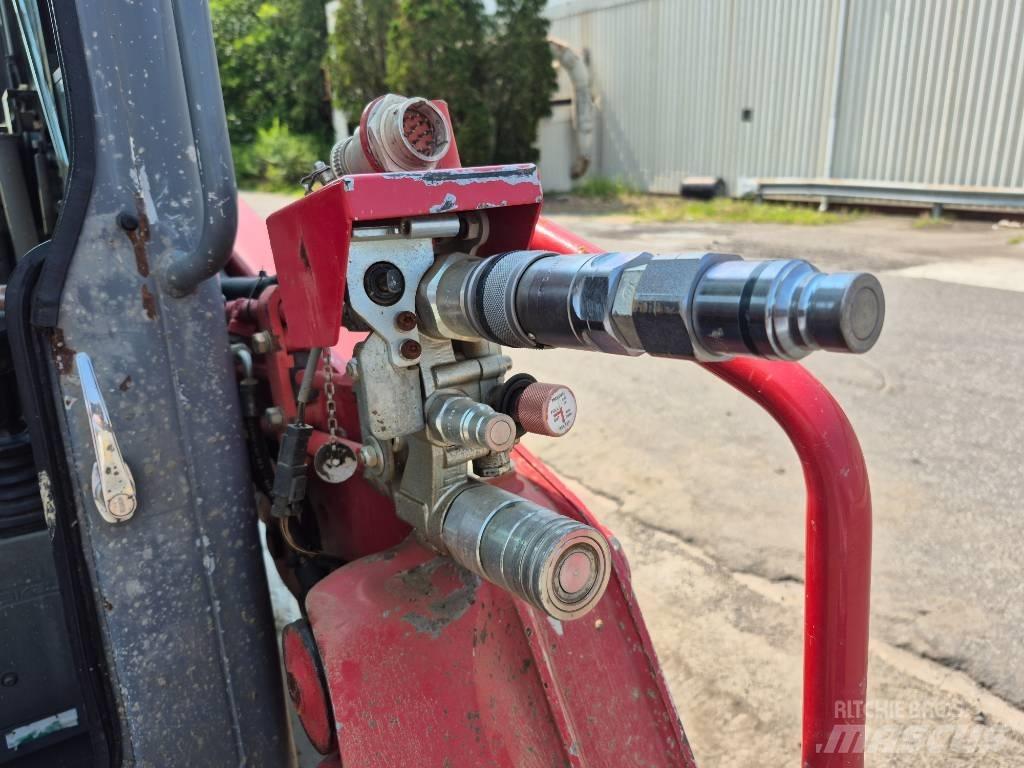 Takeuchi TL 8 Міні-навантажувачі
