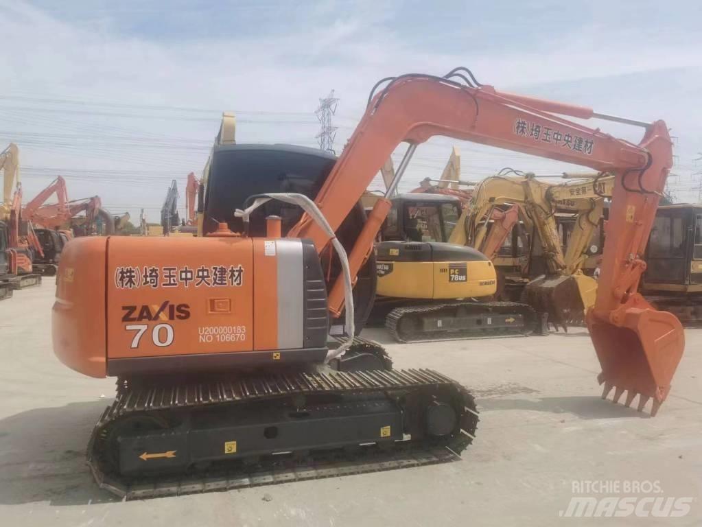Hitachi ZX 70 Міні-екскаватори < 7т
