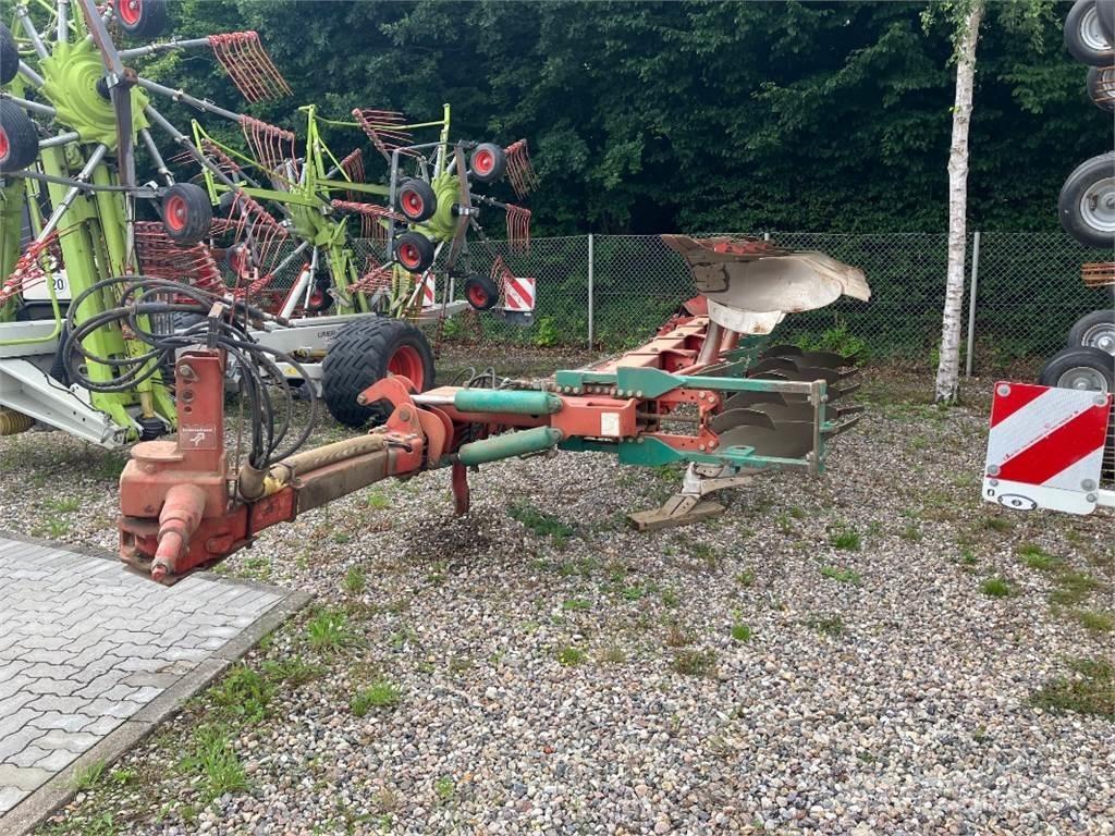 Kverneland PB100 Плуги