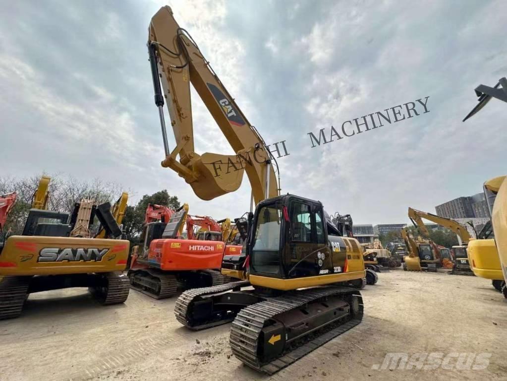 CAT 323 D2 Гусеничні екскаватори