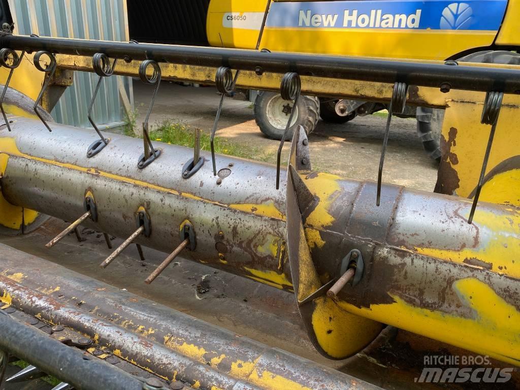 New Holland CS 6050 Зернозбиральні комбайни