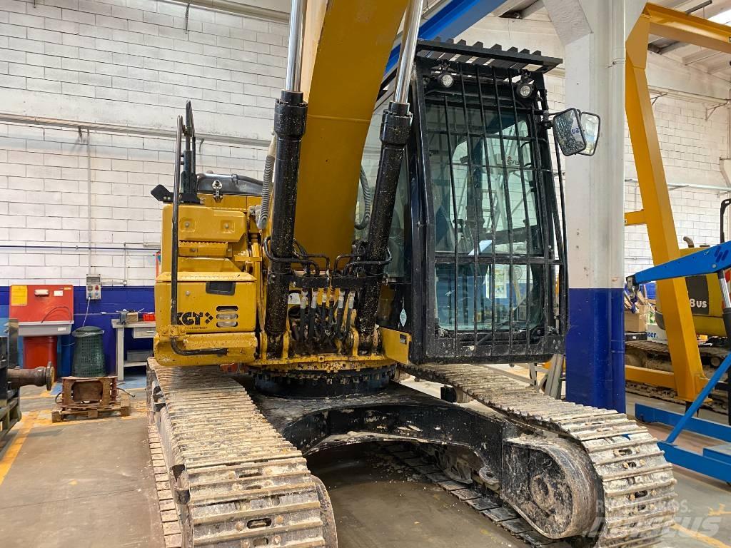 CAT 323F LN Гусеничні екскаватори