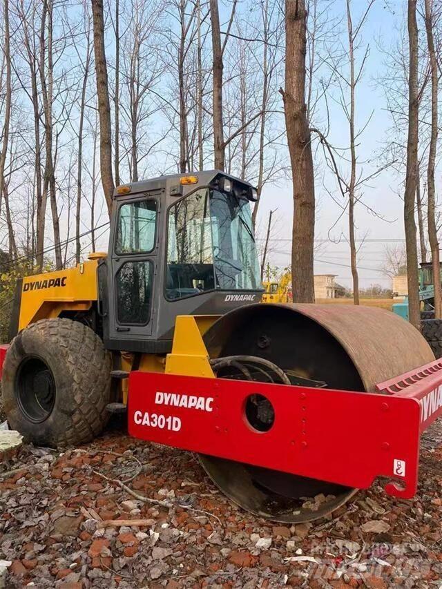 Dynapac CA301 Грунтові котки