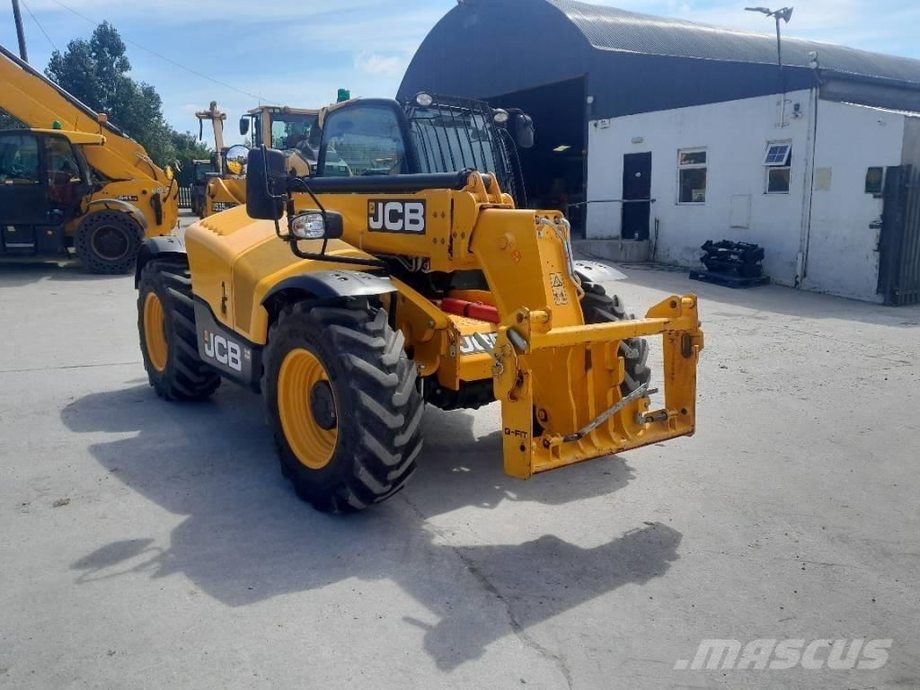 JCB 535-95 Телескопічні навантажувачі