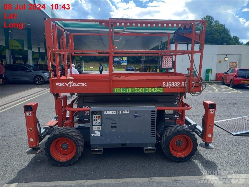 SkyJack SJ 6832 RT Підйомники-ножиці
