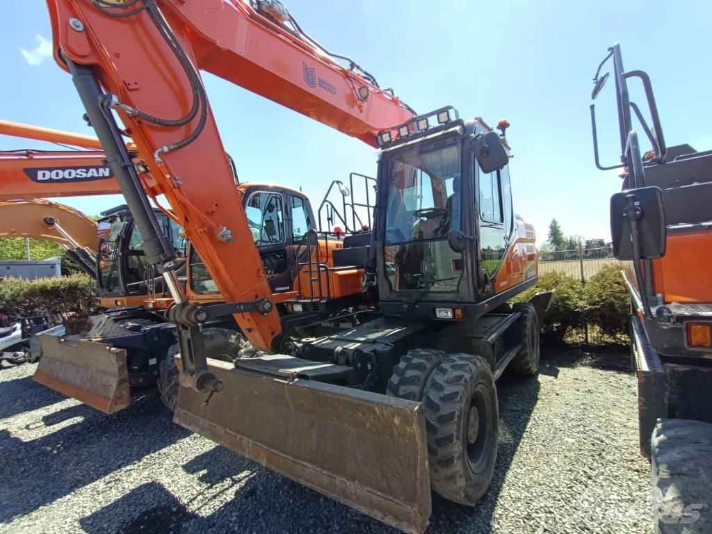 Doosan DX140W-5 Колісні екскаватори