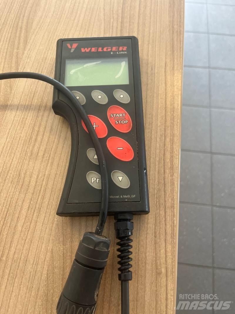 Welger D 6060 Тюкові прес-підбирачі