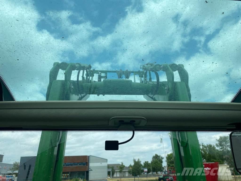John Deere 6R130 Трактори