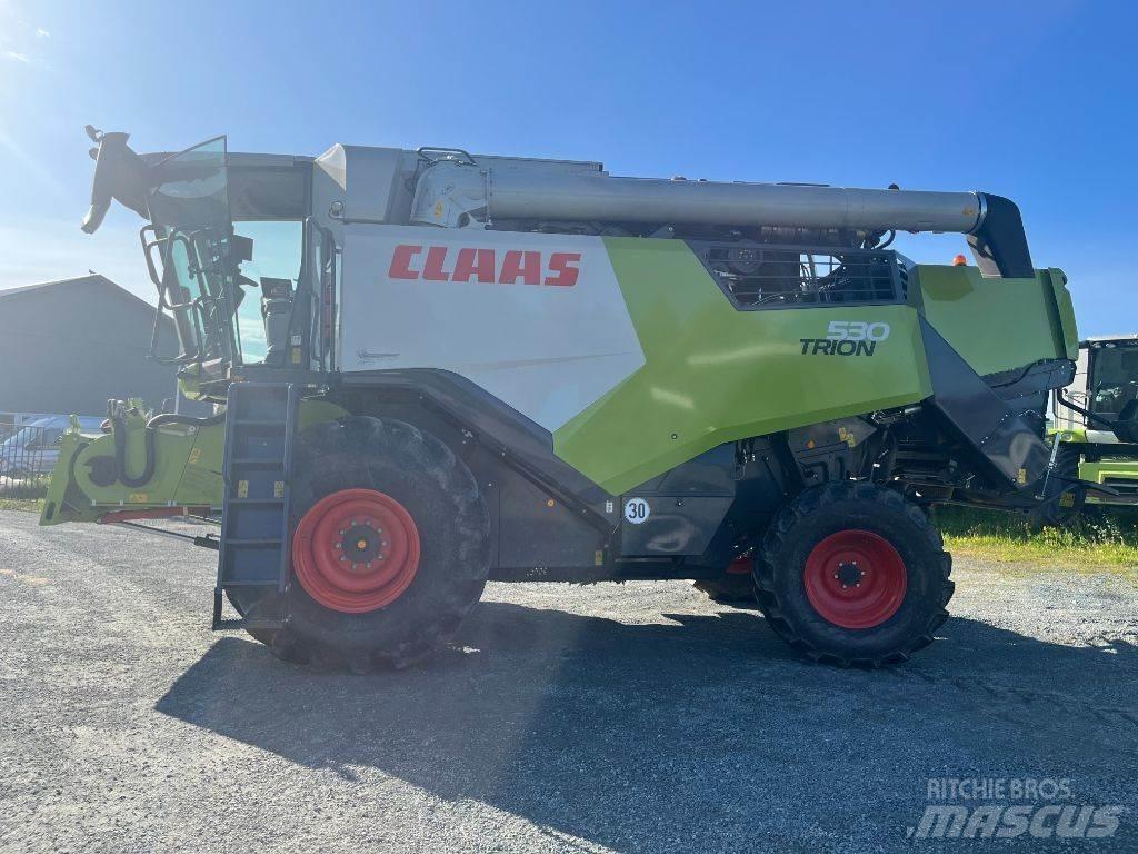 CLAAS Trion Зернозбиральні комбайни